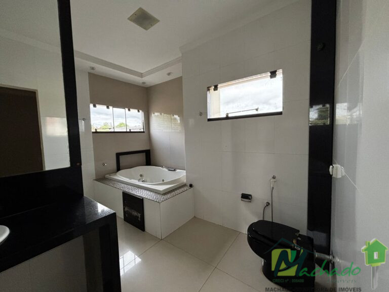 WhatsApp Image 2025-10-29 at 13.44.36 (1)