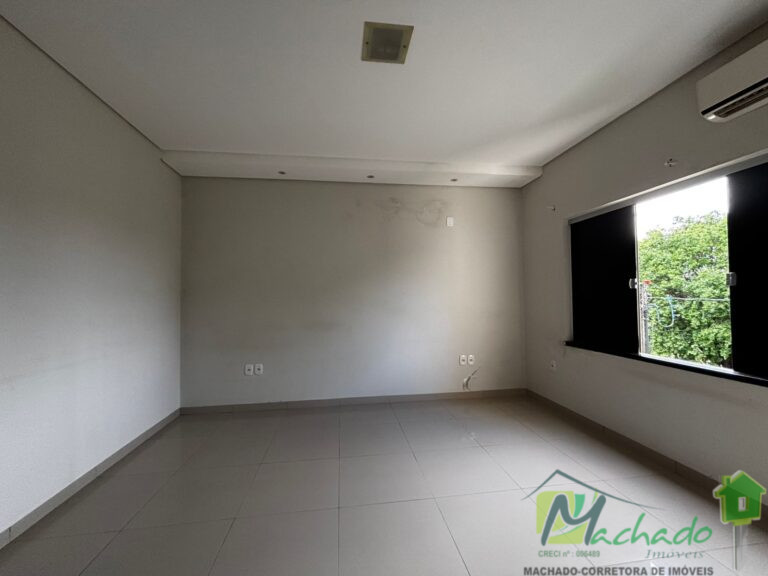 WhatsApp Image 2025-10-29 at 13.44.37 (2)