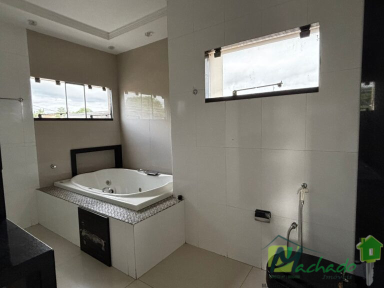 WhatsApp Image 2025-10-29 at 13.44.38 (2)