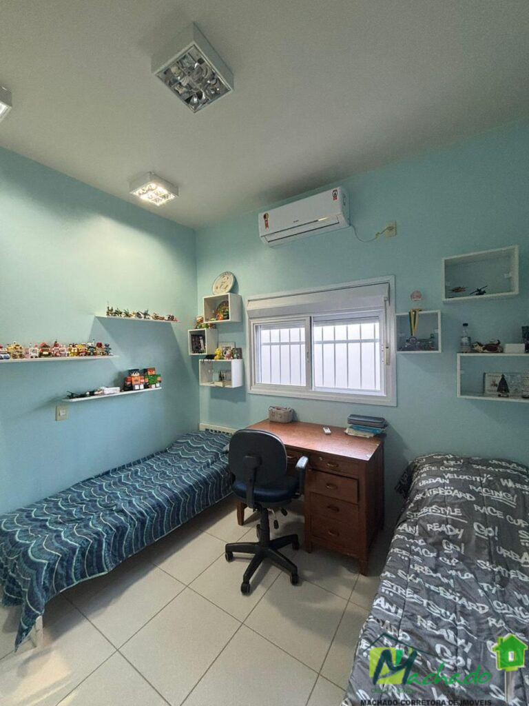 WhatsApp Image 2025-10-14 at 09.40.50 (1)